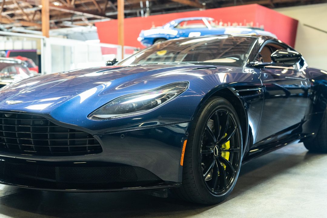 2019 Aston Martin DB11