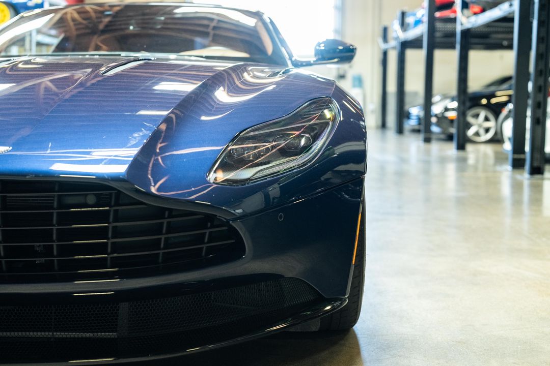 2019 Aston Martin DB11