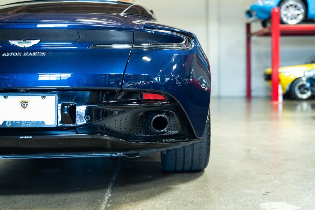 2019 Aston Martin DB11