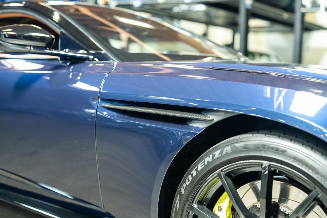 2019 Aston Martin DB11