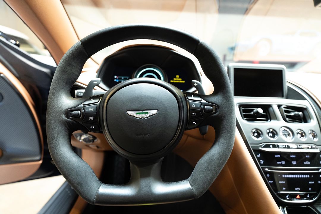 2019 Aston Martin DB11