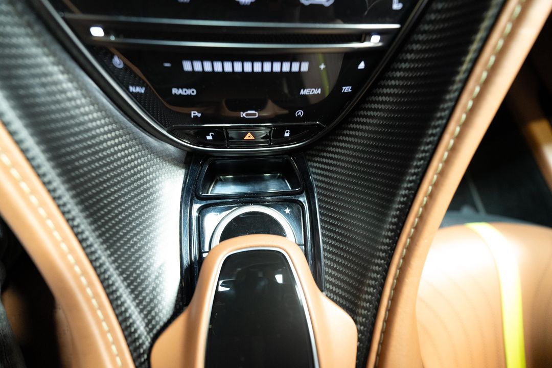 2019 Aston Martin DB11