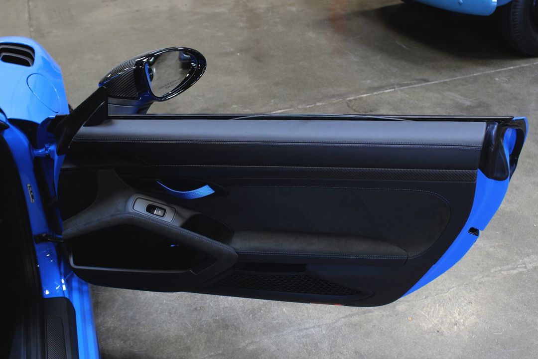 2023 Porsche 718 Cayman