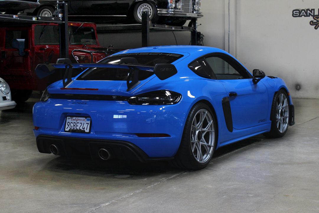 2023 Porsche 718 Cayman