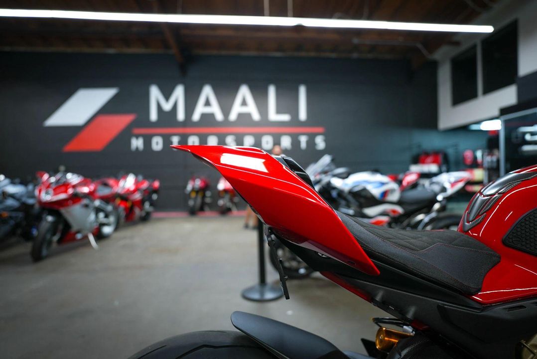 2023 Ducati Panigale V4 S
