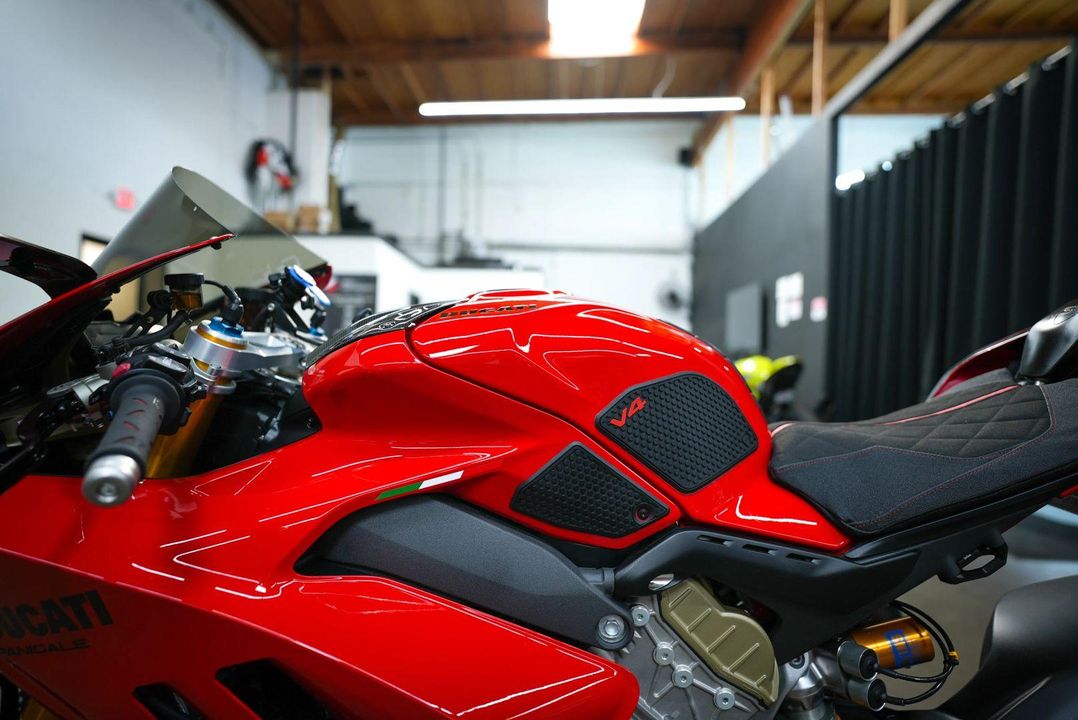 2023 Ducati Panigale V4 S