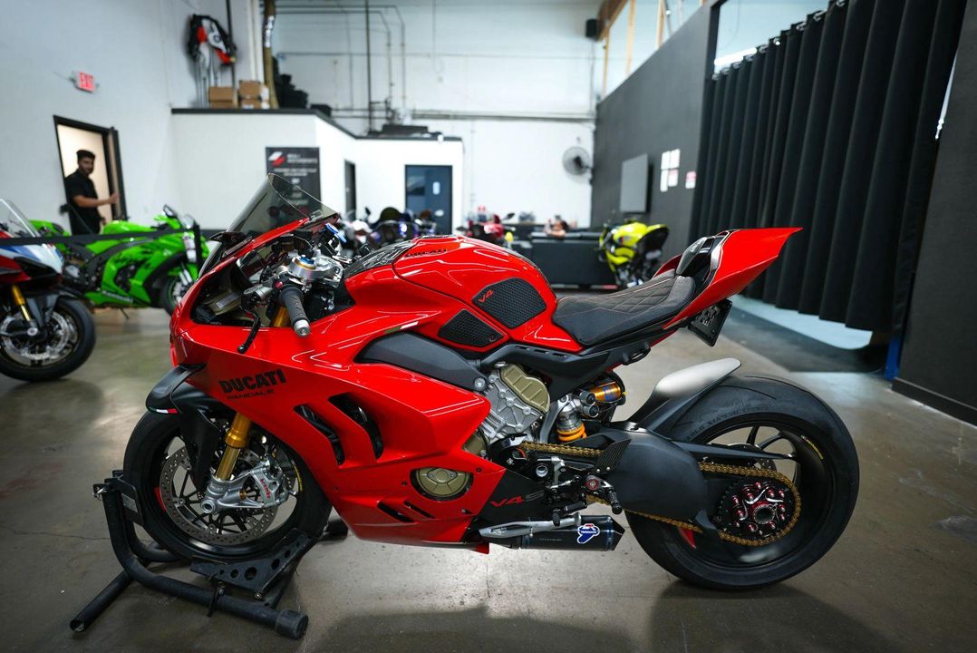 2023 Ducati Panigale V4 S