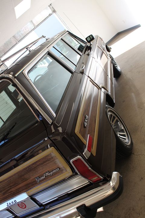 1989 Jeep Grand Wagoneer