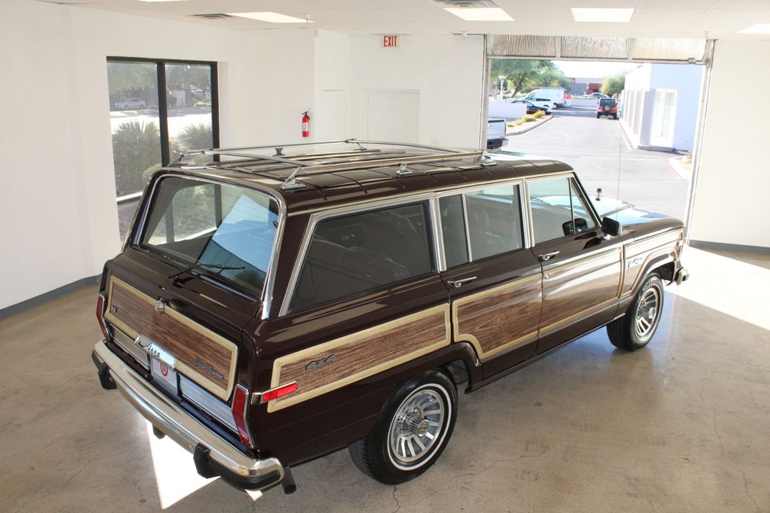 1989 Jeep Grand Wagoneer