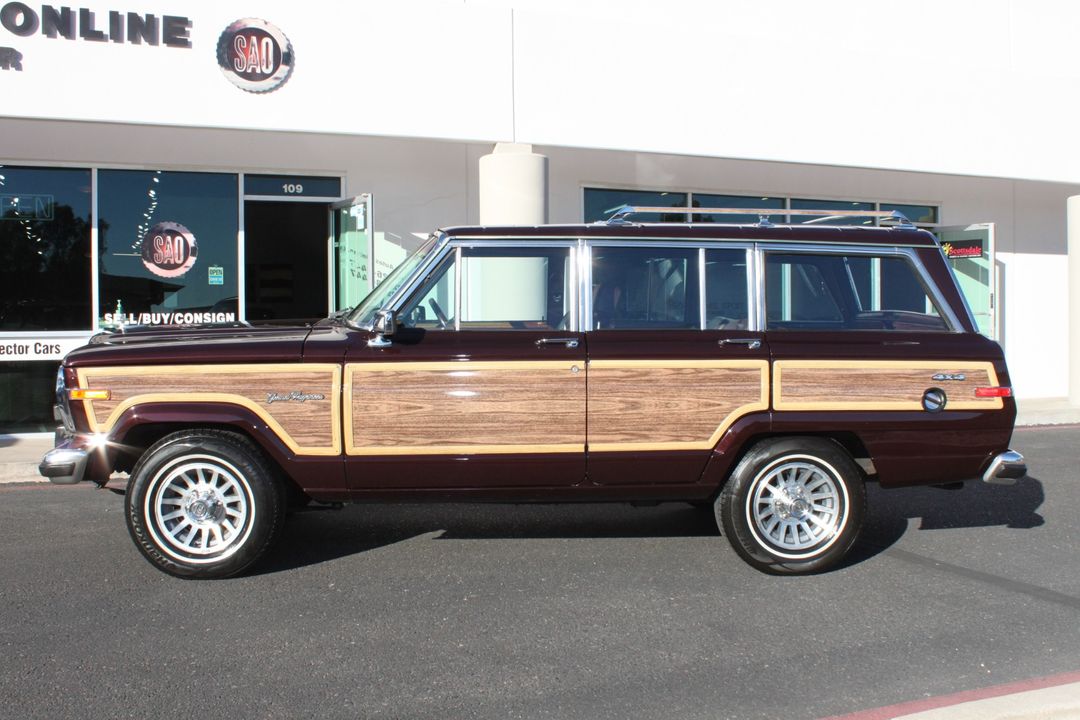 1989 Jeep Grand Wagoneer