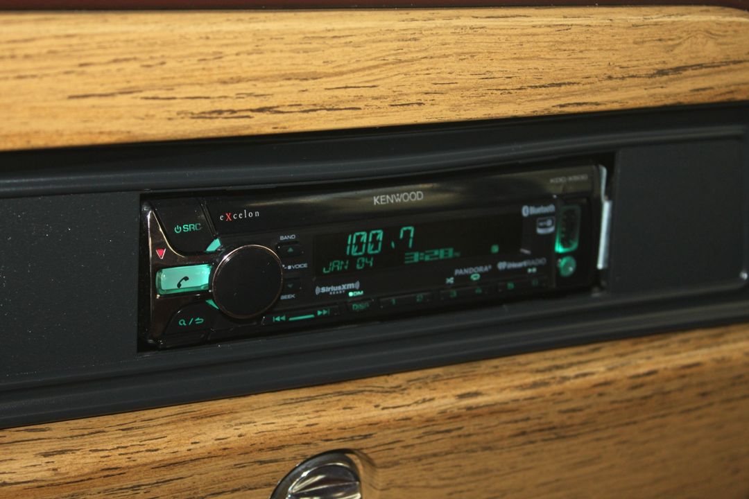 1989 Jeep Grand Wagoneer