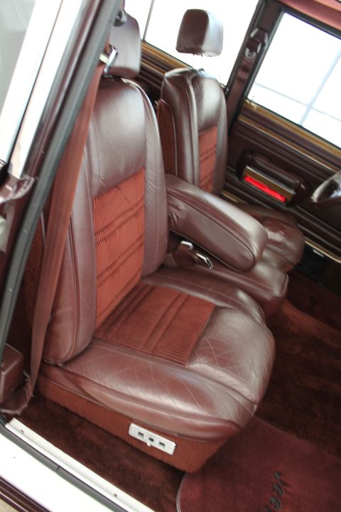 1989 Jeep Grand Wagoneer