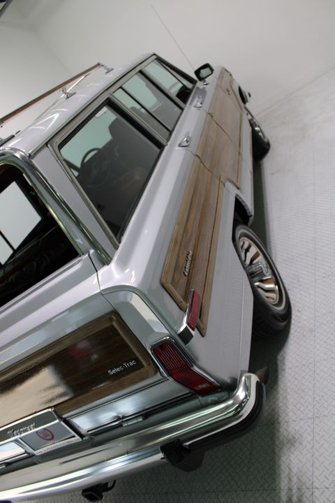 1986 Jeep Grand Wagoneer 4WD