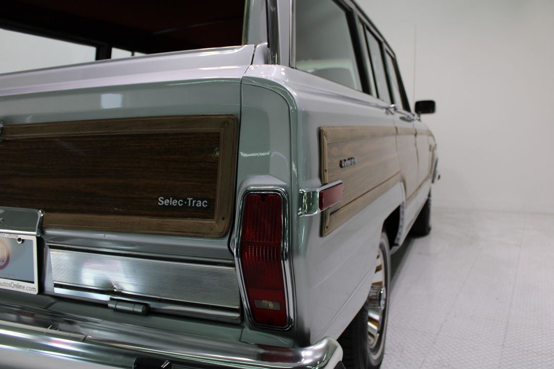 1986 Jeep Grand Wagoneer 4WD