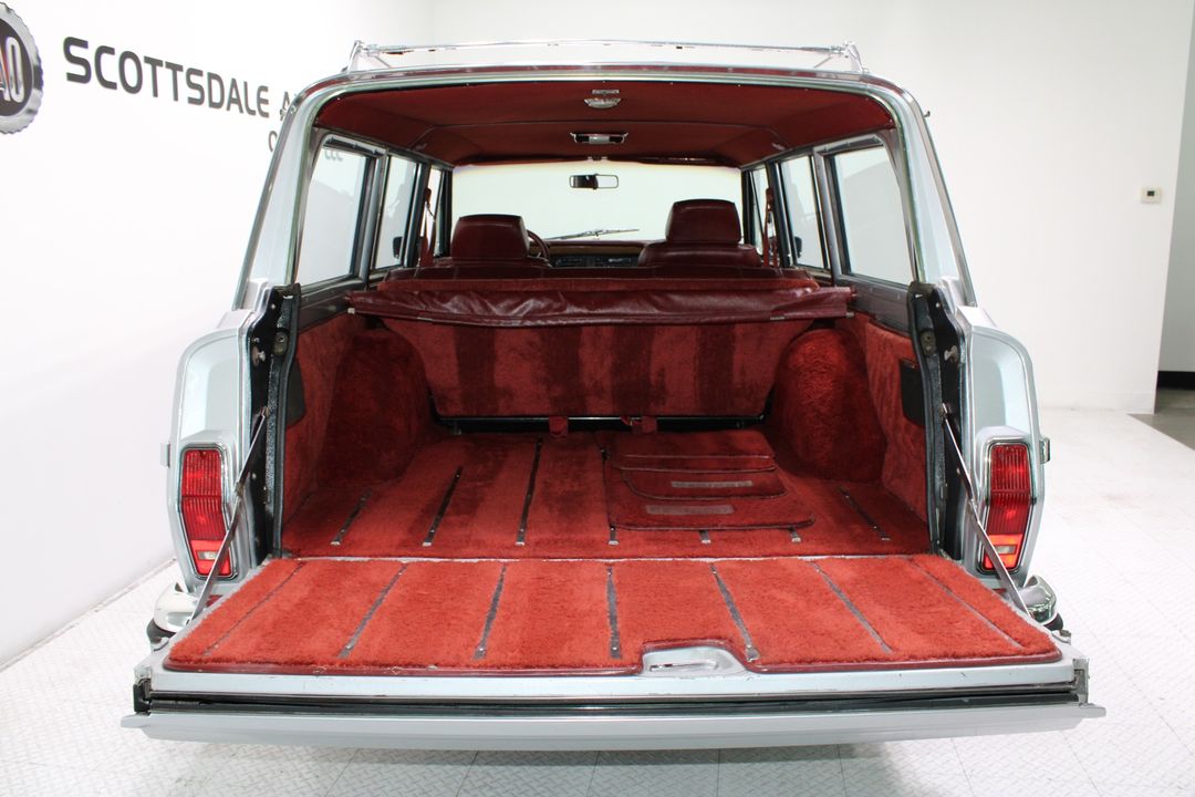 1986 Jeep Grand Wagoneer 4WD