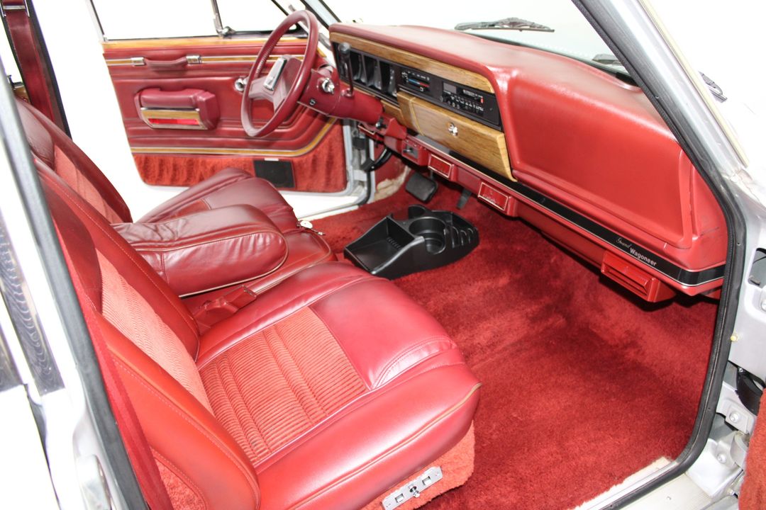 1986 Jeep Grand Wagoneer 4WD