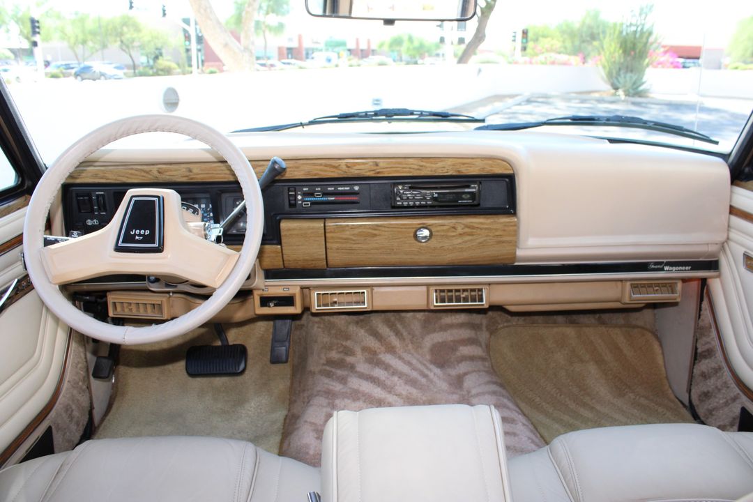 1990 Jeep Grand Wagoneer