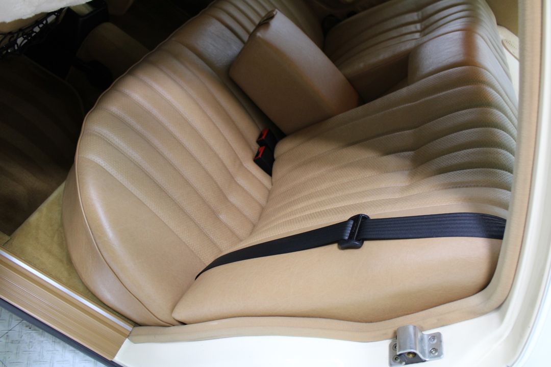 1983 Mercedes-Benz 240 Series
