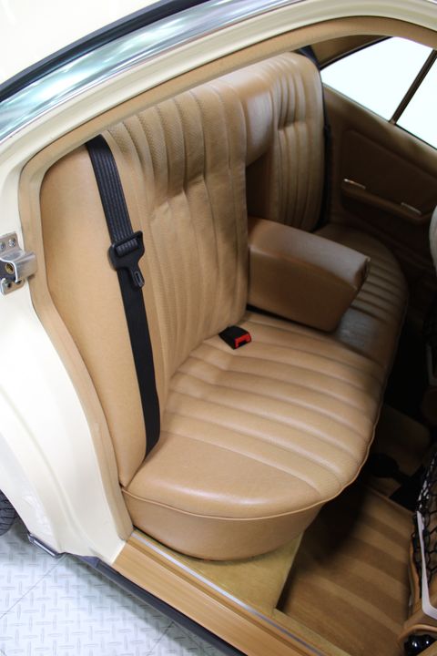 1983 Mercedes-Benz 240 Series