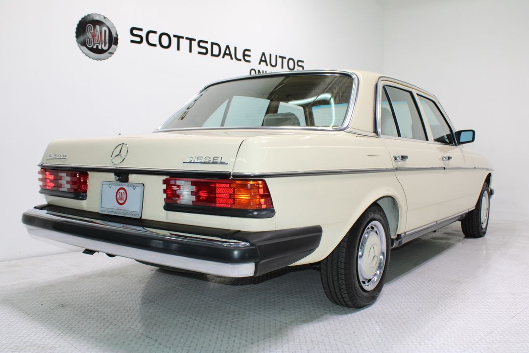 1983 Mercedes-Benz 240 Series