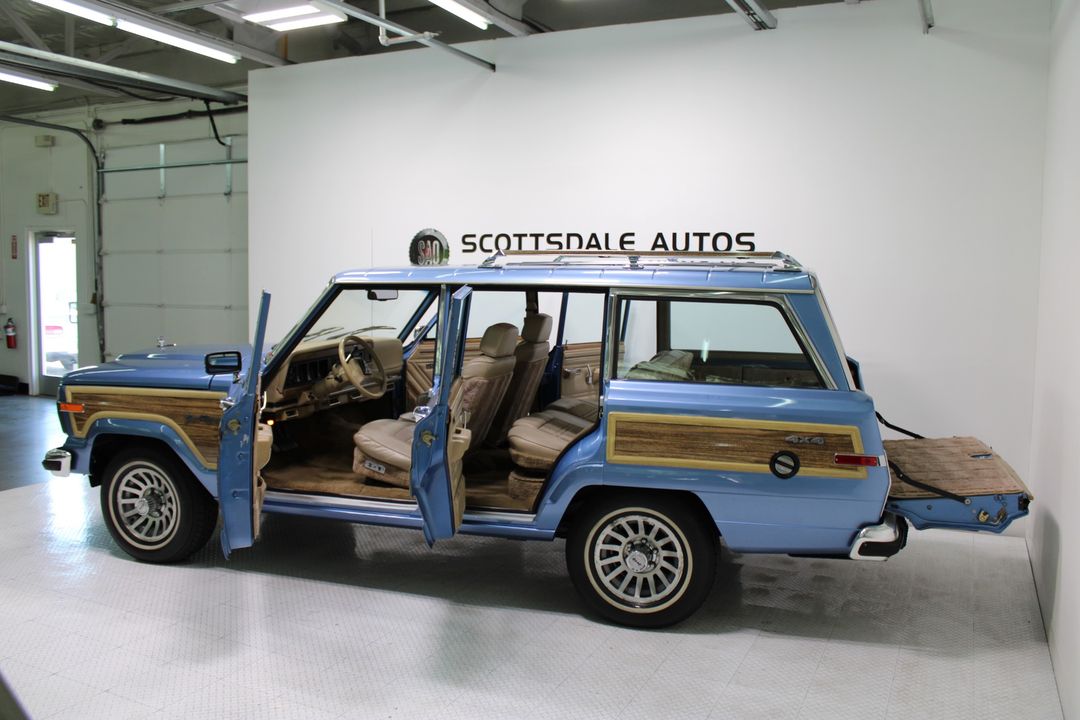 1991 Jeep Grand Wagoneer