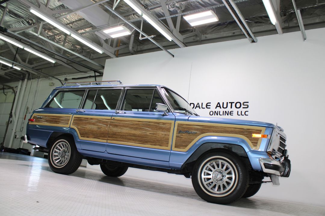 1991 Jeep Grand Wagoneer