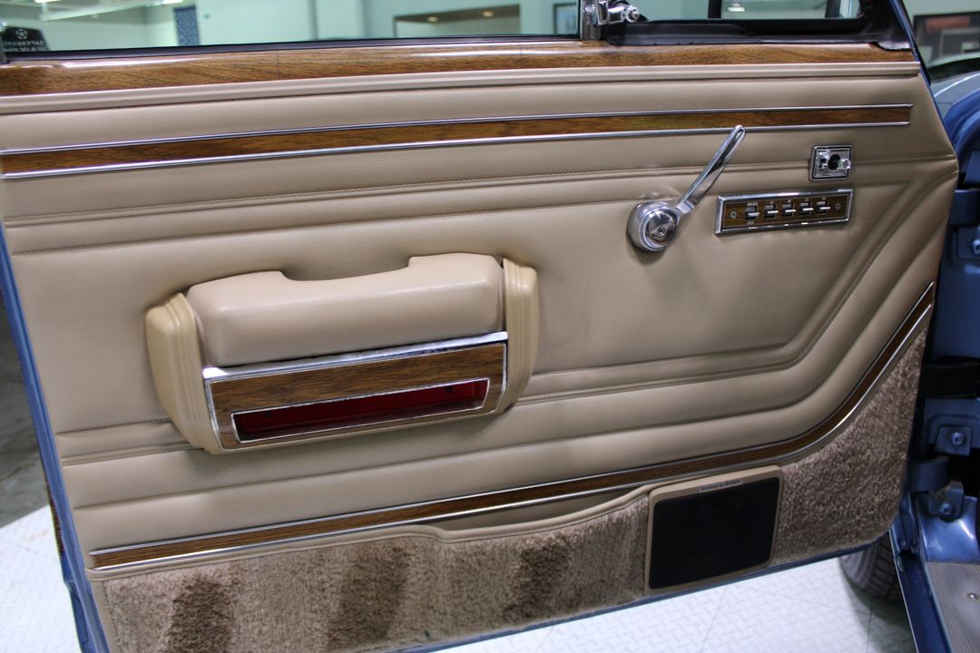 1991 Jeep Grand Wagoneer