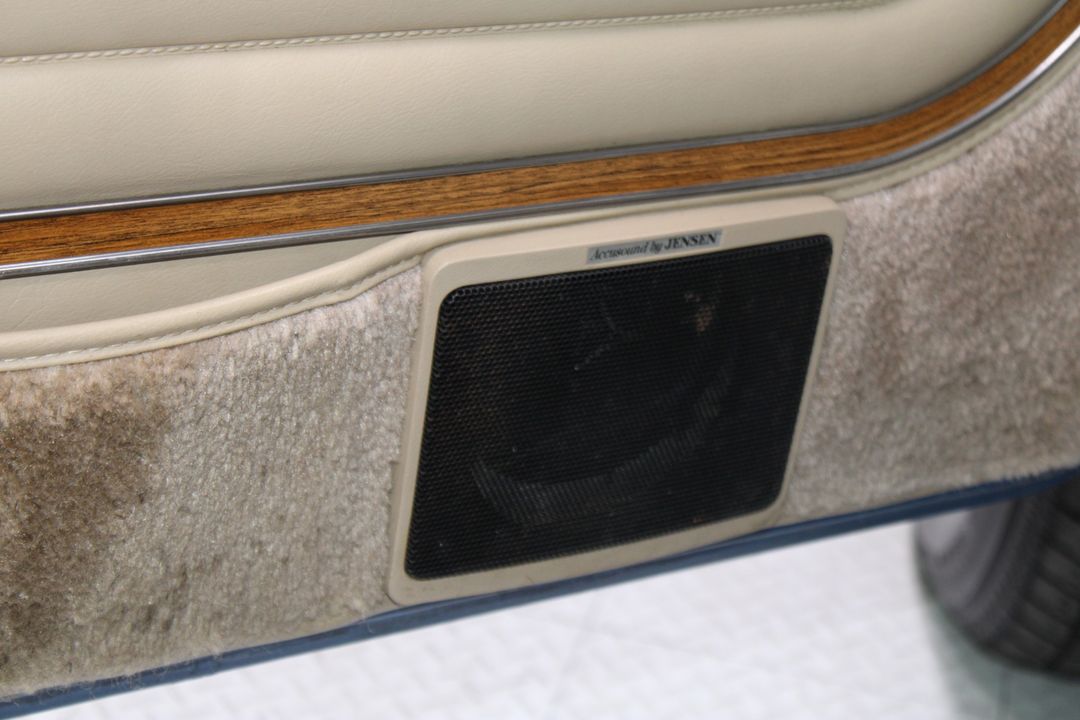 1991 Jeep Grand Wagoneer