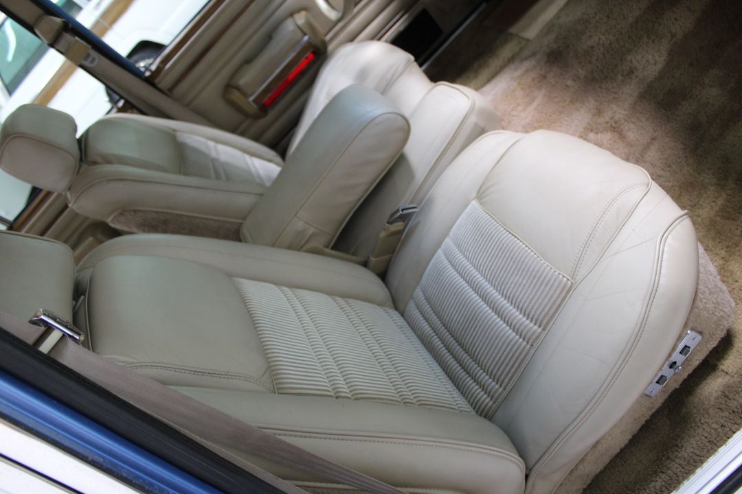 1991 Jeep Grand Wagoneer