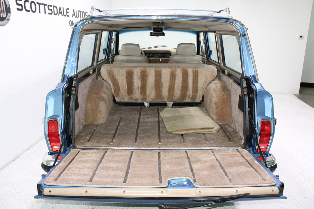 1991 Jeep Grand Wagoneer