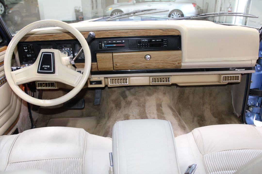 1991 Jeep Grand Wagoneer