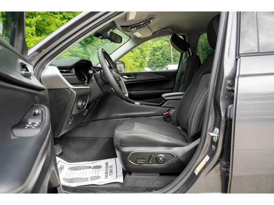 2023 Jeep Grand Cherokee L