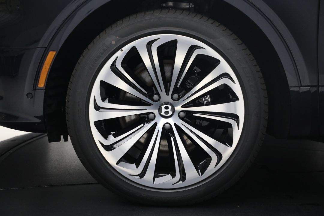 2025 Bentley Bentayga