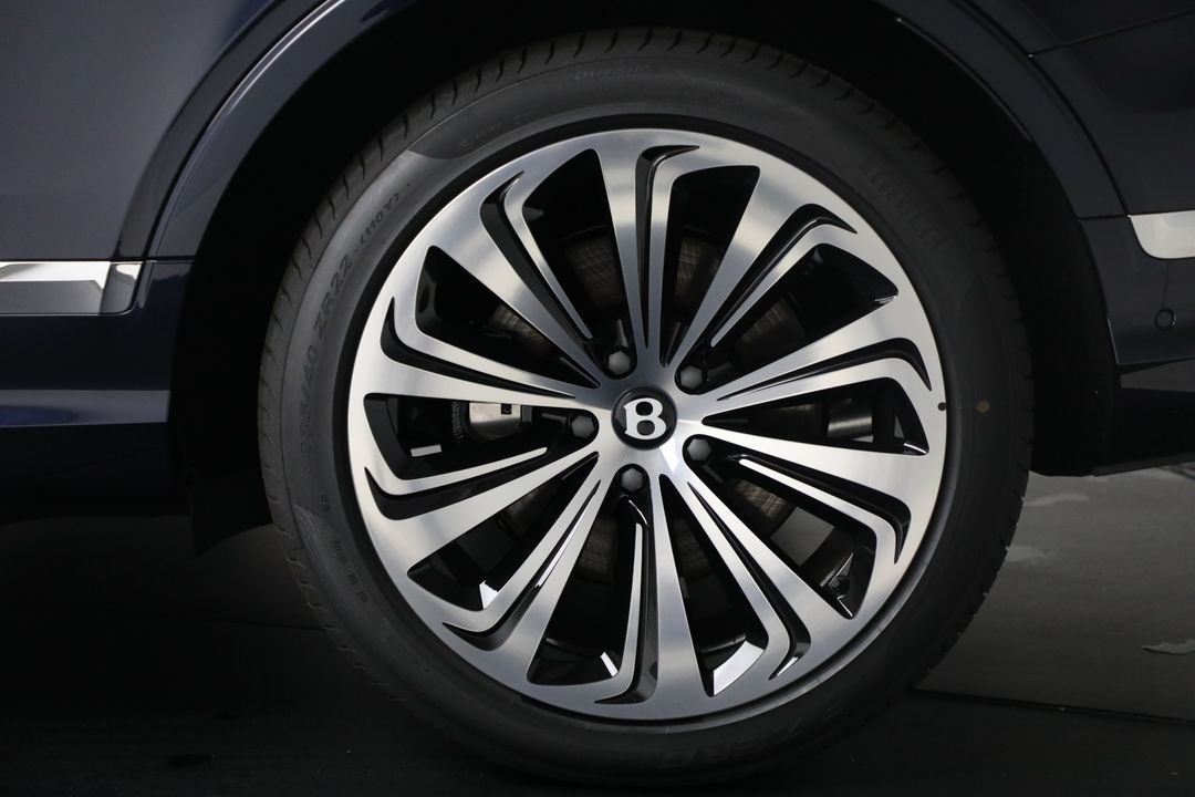 2025 Bentley Bentayga