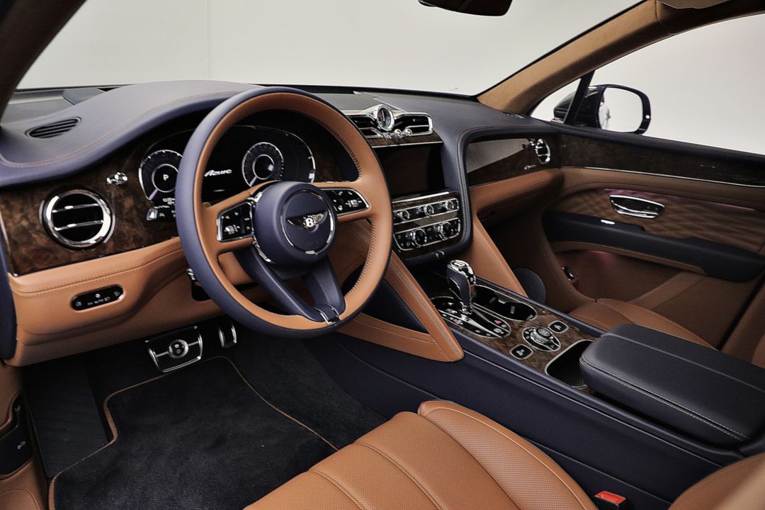 2025 Bentley Bentayga