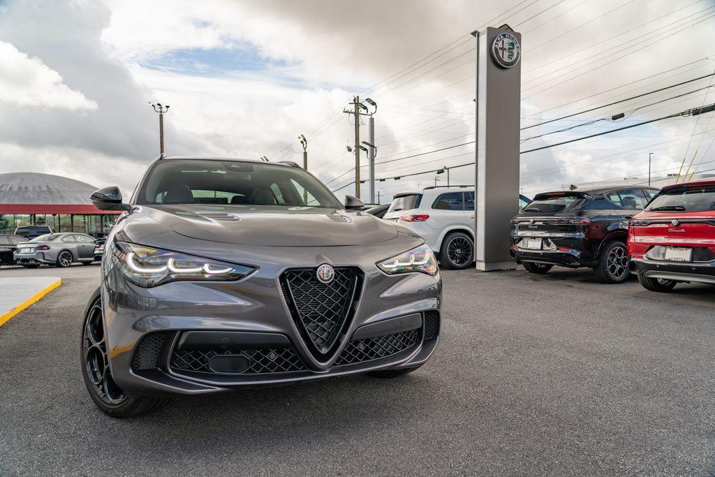 2024 Alfa Romeo Stelvio