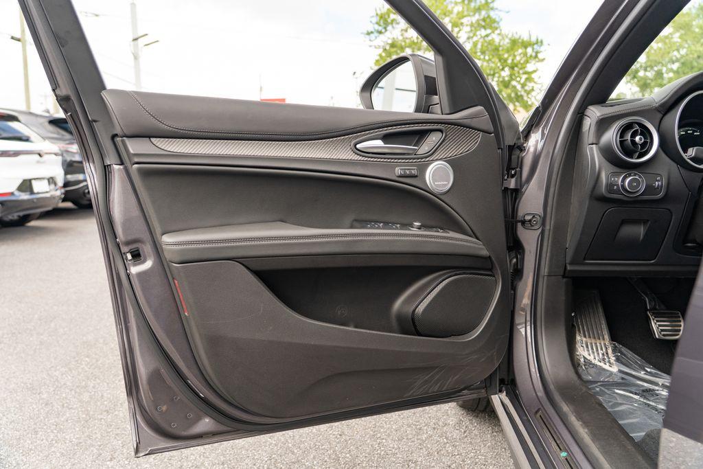 2024 Alfa Romeo Stelvio