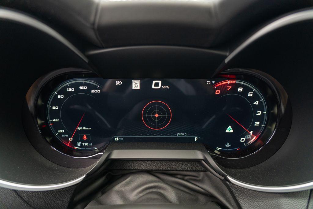 2024 Alfa Romeo Stelvio