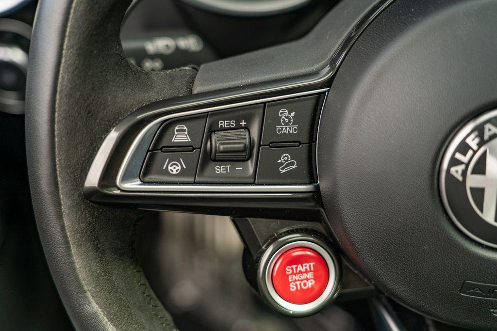 2024 Alfa Romeo Stelvio