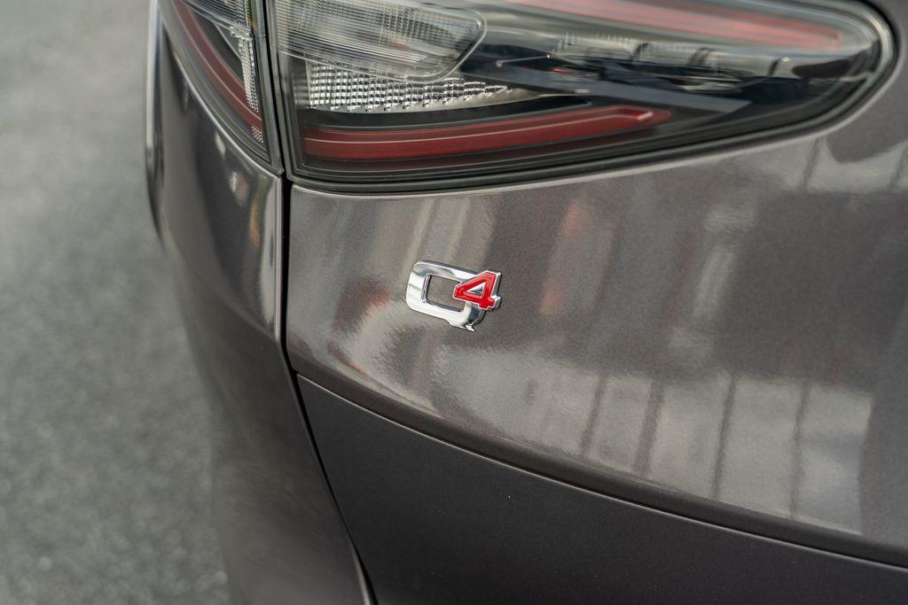 2024 Alfa Romeo Stelvio