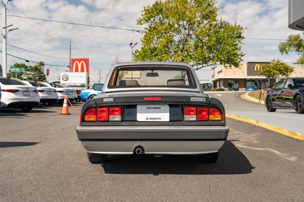 1987 Alfa Romeo Spider