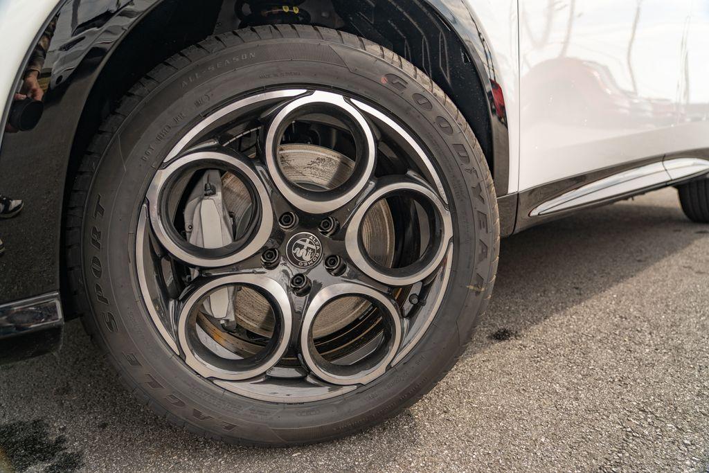 2025 Alfa Romeo Tonale