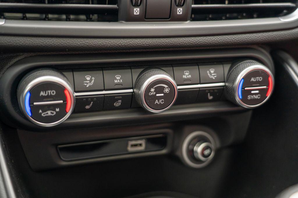 2025 Alfa Romeo Giulia