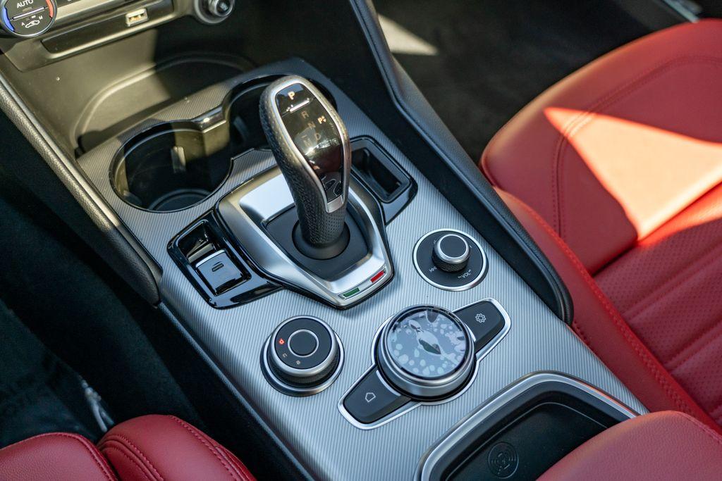 2025 Alfa Romeo Giulia