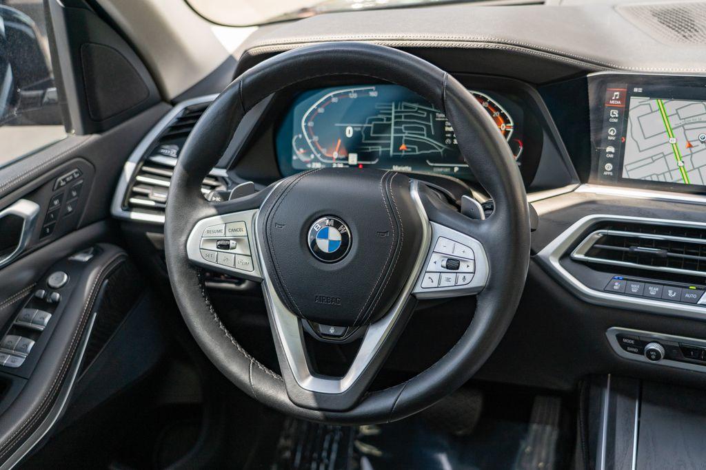 2022 BMW X7