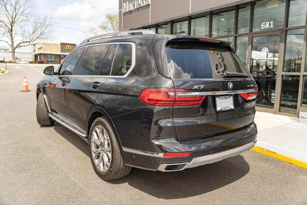 2022 BMW X7