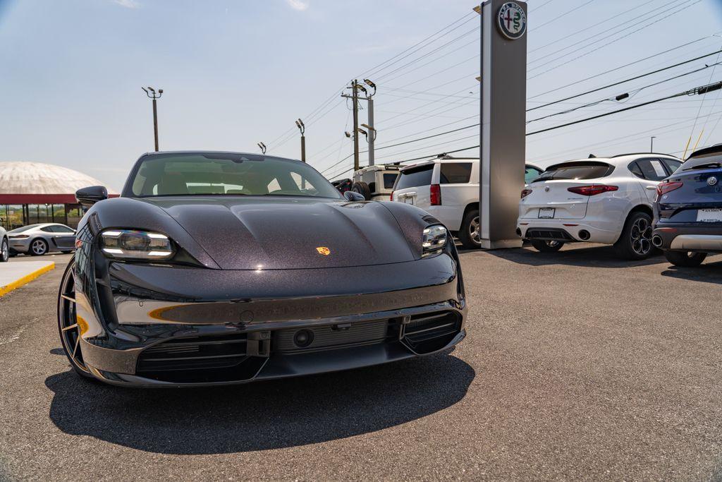 2023 Porsche Taycan
