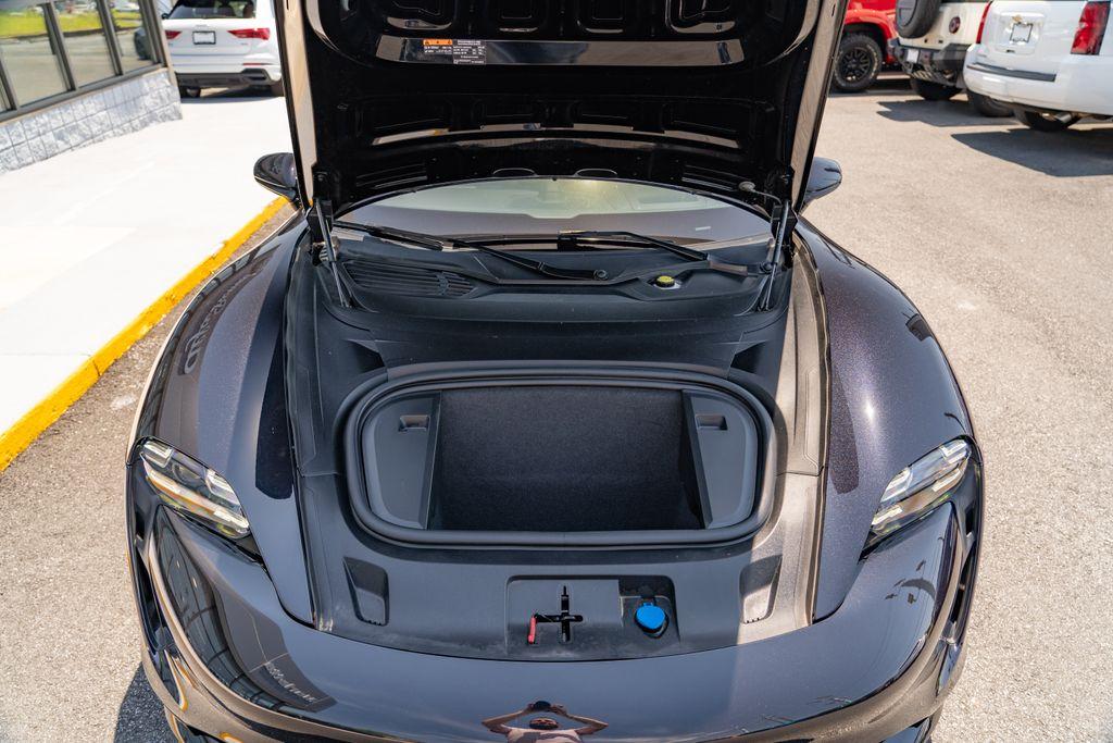 2023 Porsche Taycan