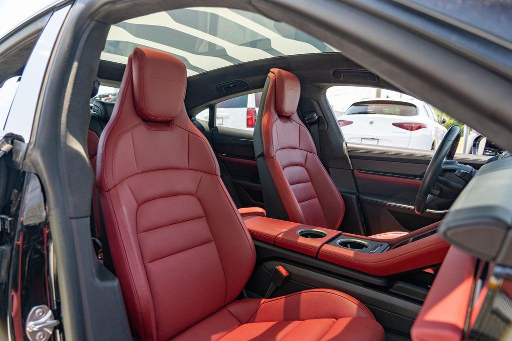 2023 Porsche Taycan