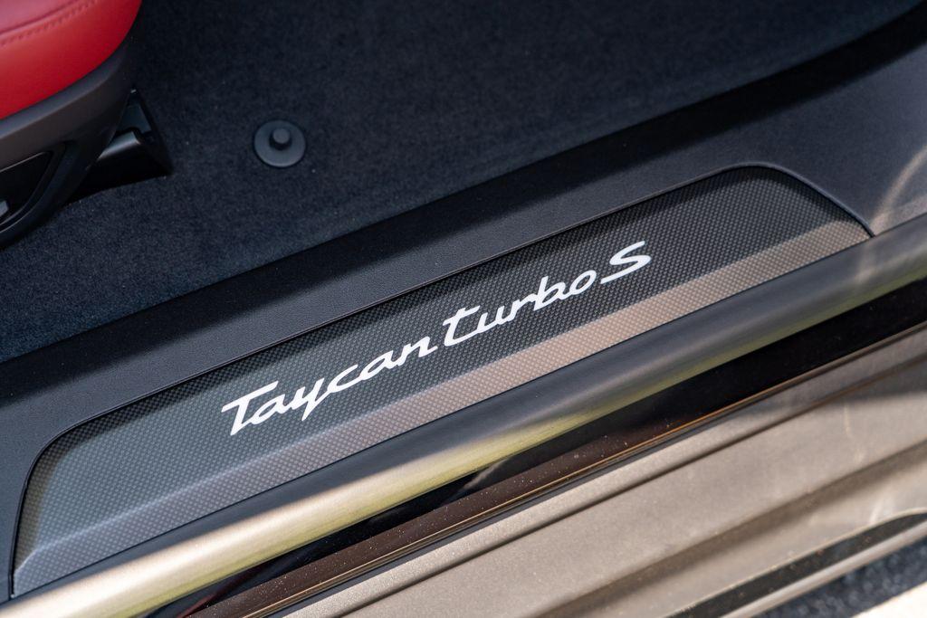 2023 Porsche Taycan